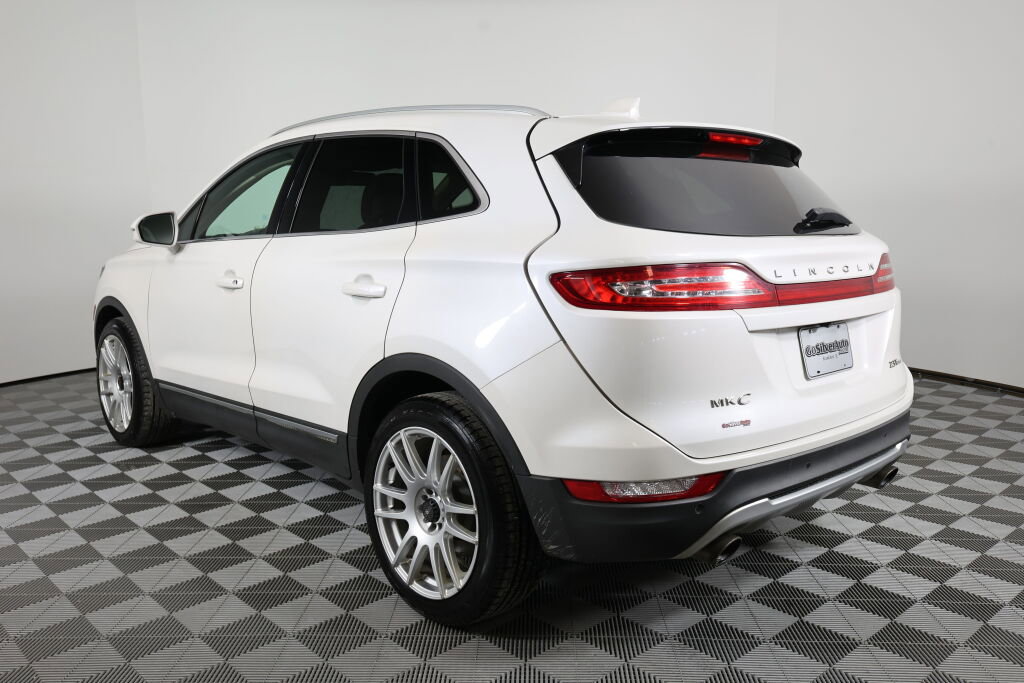 Used 2017 Lincoln MKC Reserve w/ Lincoln MKC Climate Package AWD/4WD image 6