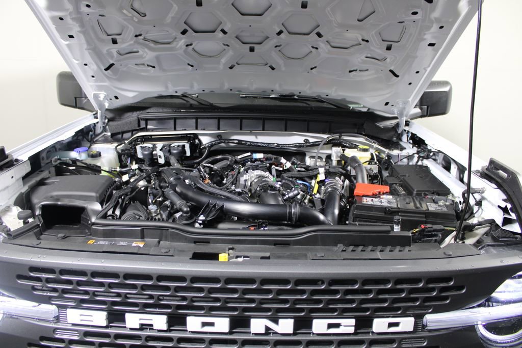 Certified 2025 Ford Bronco Badlands image 7