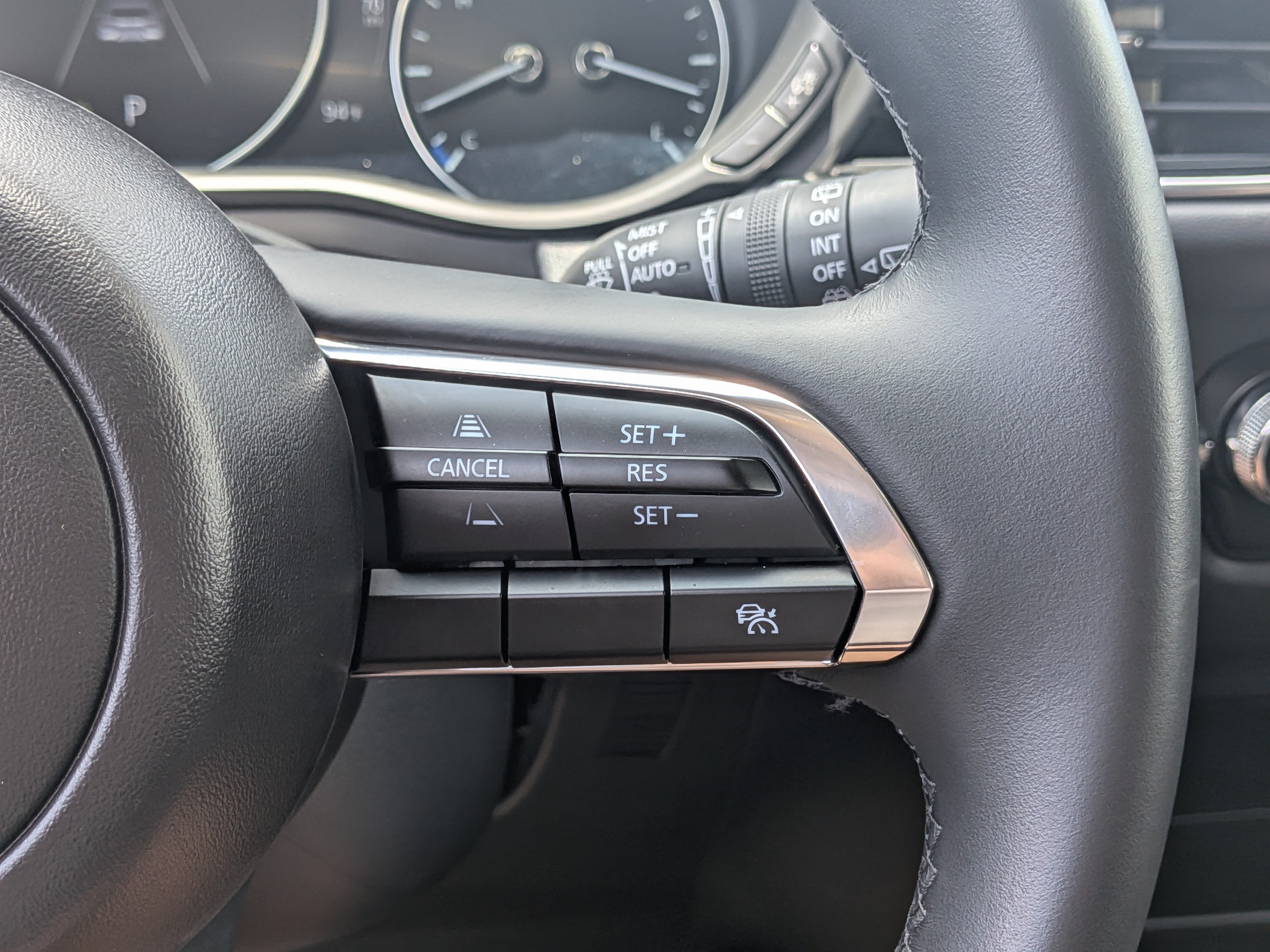 Used 2025 MAZDA CX-30 AWD 2.5 S w/ Preferred Package image 25