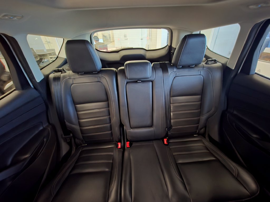 Used 2019 Ford Escape SEL FWD image 18