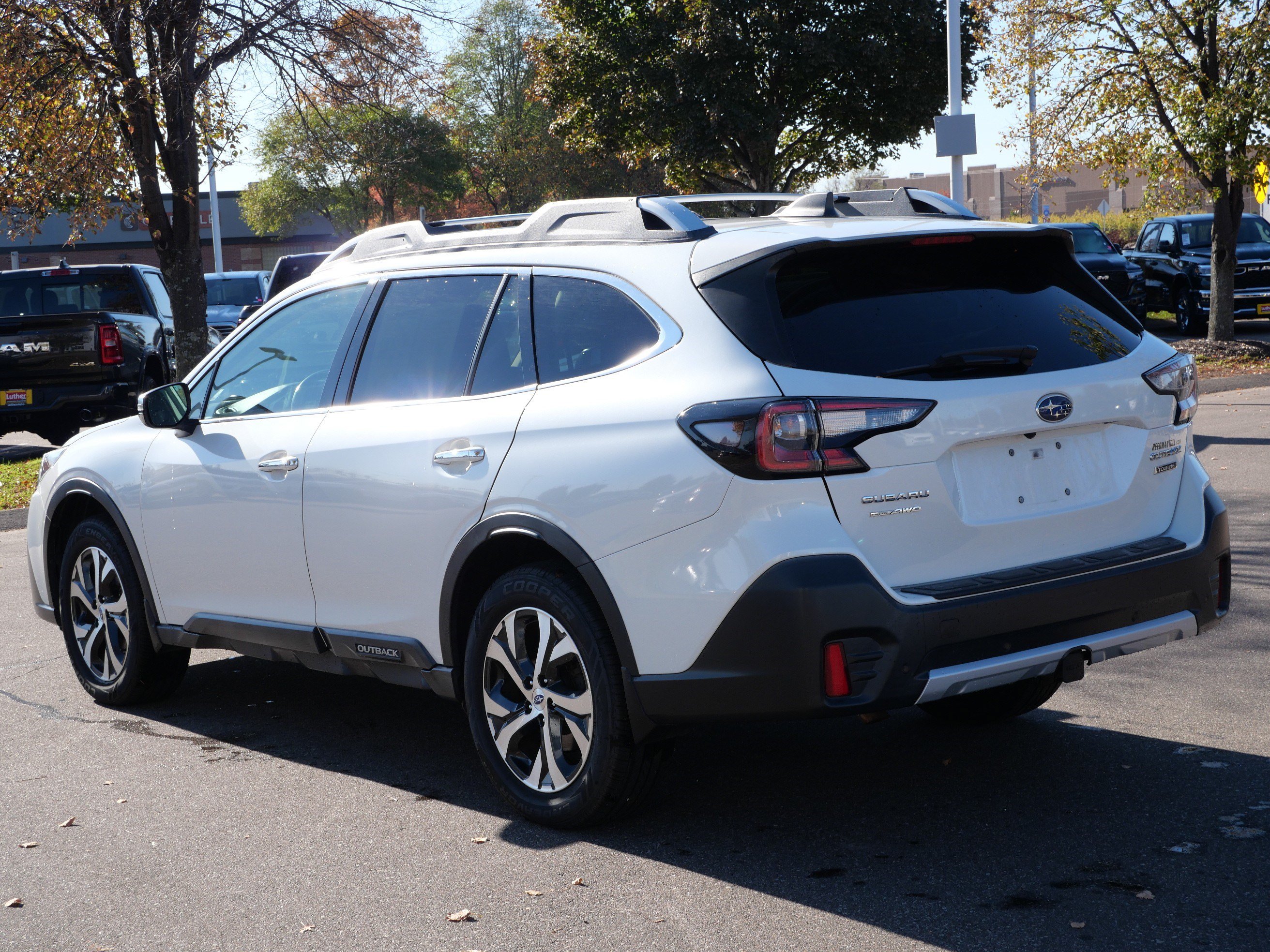 Used 2020 Subaru Outback Touring w/ Popular Package #2 AWD/4WD image 35