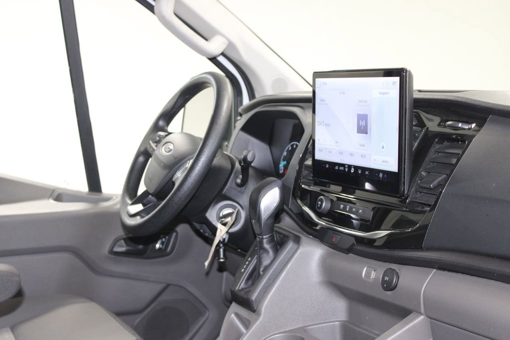 Used 2023 Ford Transit 350 XLT image 26