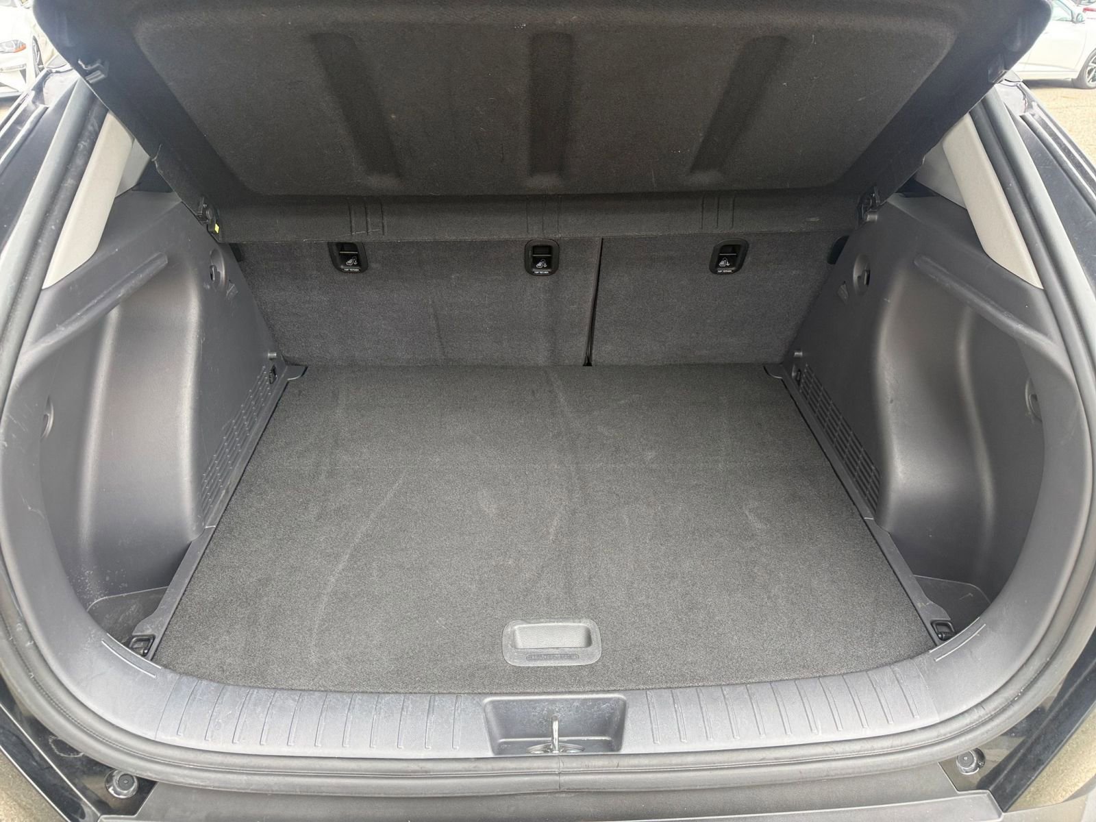 Used 2025 Hyundai Kona SEL image 30