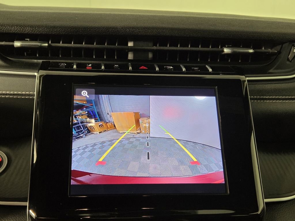 Certified 2024 Jeep Grand Cherokee L Altitude image 19