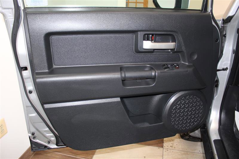 Used 2007 Toyota FJ Cruiser 2WD image 28