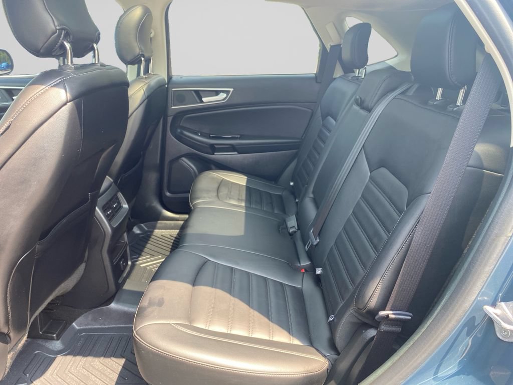 Used 2019 Ford Edge SEL w/ Equipment Group 201A AWD/4WD image 19