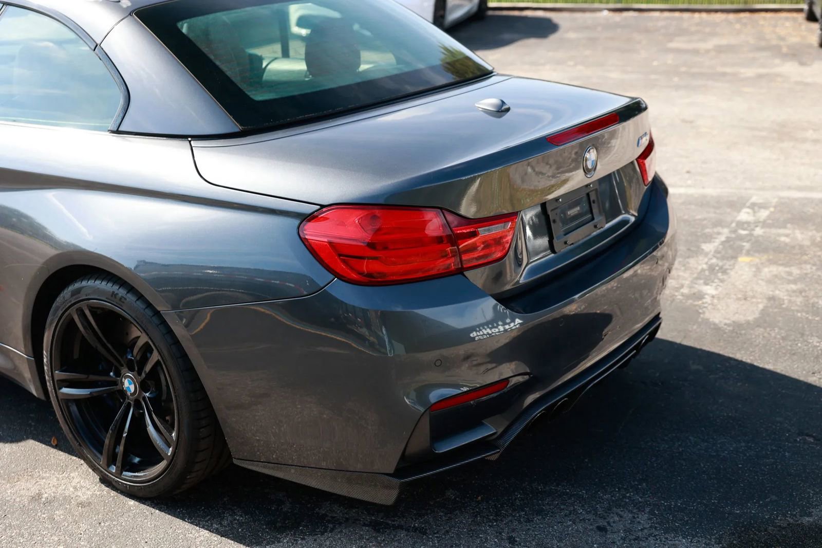 Used 2015 BMW M4 Convertible image 39