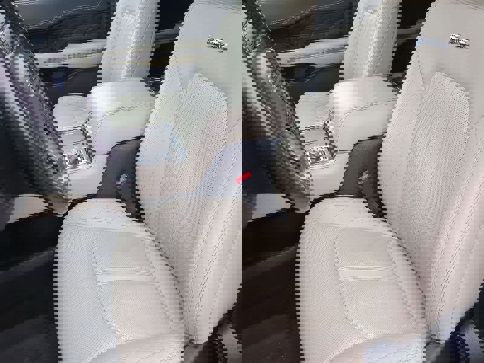 Used 2020 Ford Expedition Max Platinum image 16