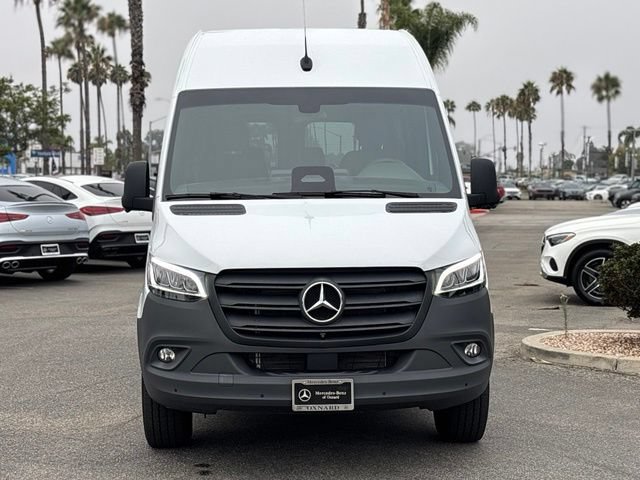 Used 2025 Mercedes-Benz Sprinter 2500 image 12