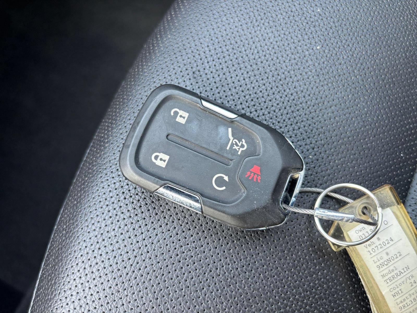 Used 2024 GMC Terrain SLT AWD/4WD image 27