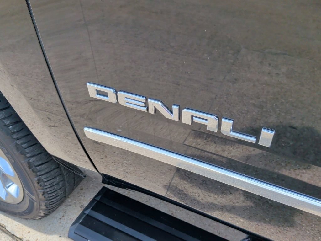 Used 2018 GMC Yukon Denali w/ Denali Ultimate Package AWD/4WD image 56