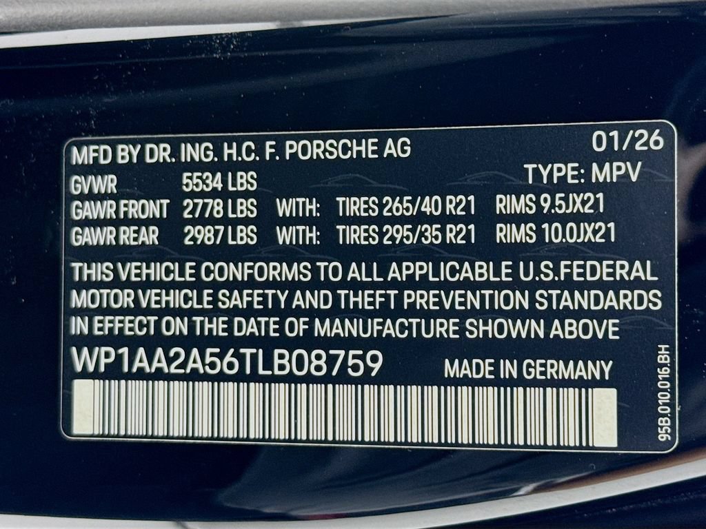 New 2026 Porsche Macan AWD/4WD image 36