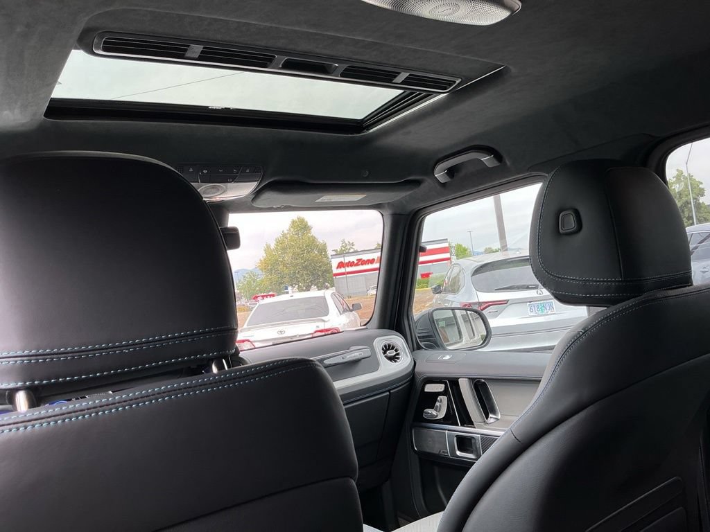 Used 2025 Mercedes-Benz G 580 w/ EQ Technology image 24