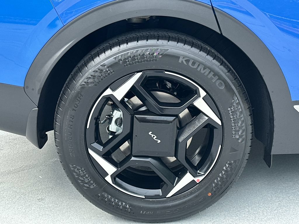 New 2026 Kia Sportage EX FWD image 8
