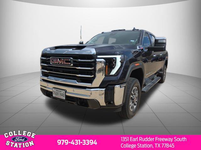 Used 2024 GMC Sierra 2500 SLT w/ SLT Premium Package AWD/4WD image 3