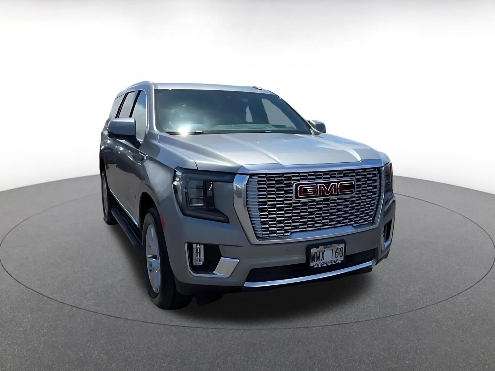 Used 2023 GMC Yukon Denali RWD image 3