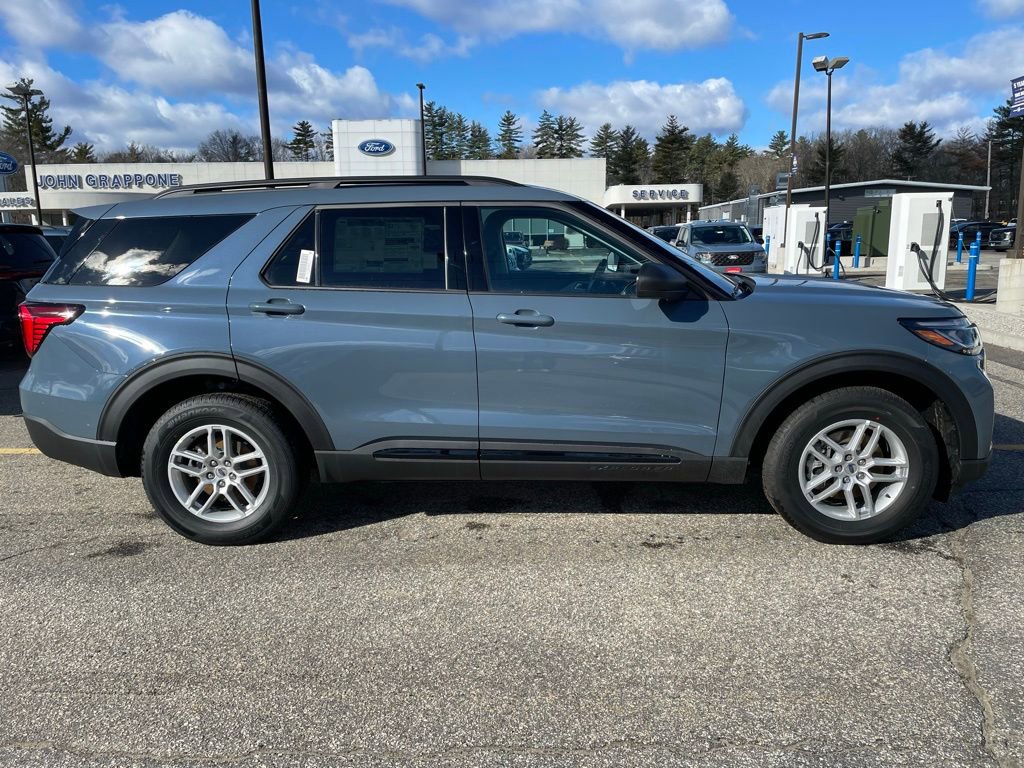 New 2026 Ford Explorer Active AWD/4WD image 3