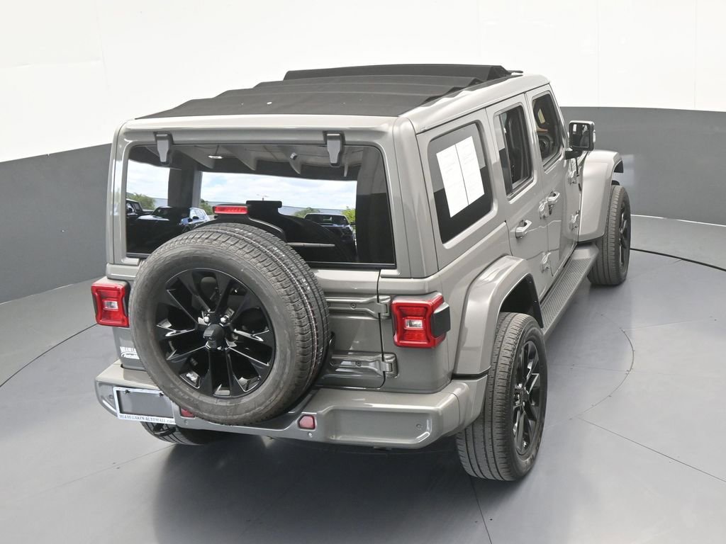 Used 2022 Jeep Wrangler Unlimited Sahara AWD/4WD image 56