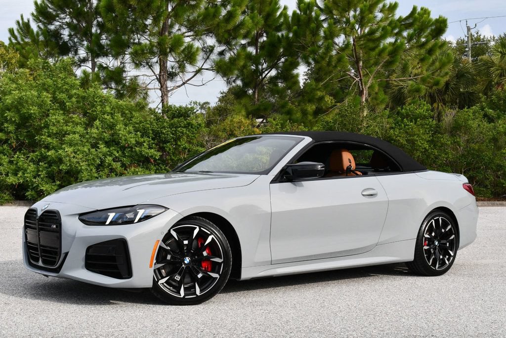 Used 2026 BMW M440i Convertible w/ Premium Package RWD image 28