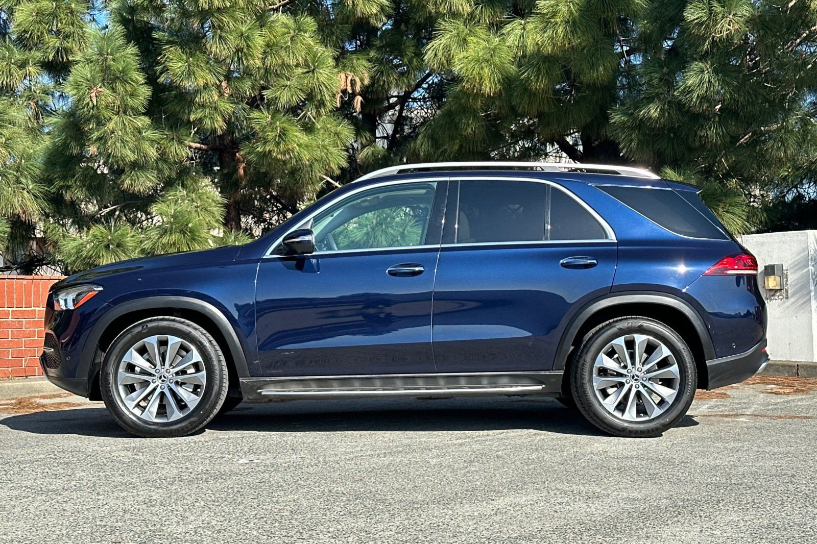 Used 2020 Mercedes-Benz GLE 350 4MATIC image 7
