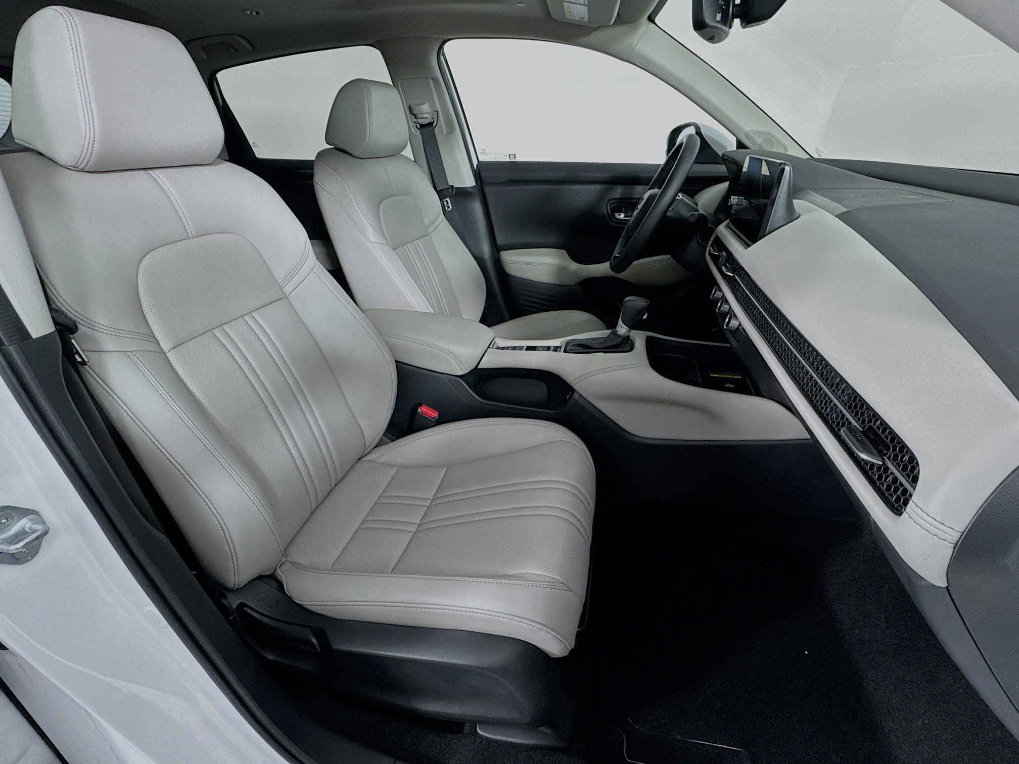 Certified 2025 Honda HR-V EX-L image 27