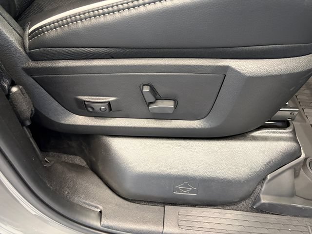New 2026 RAM 2500 Laramie AWD/4WD image 26