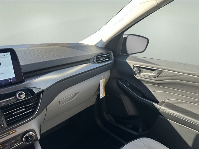 New 2026 Ford Escape Active AWD/4WD image 16