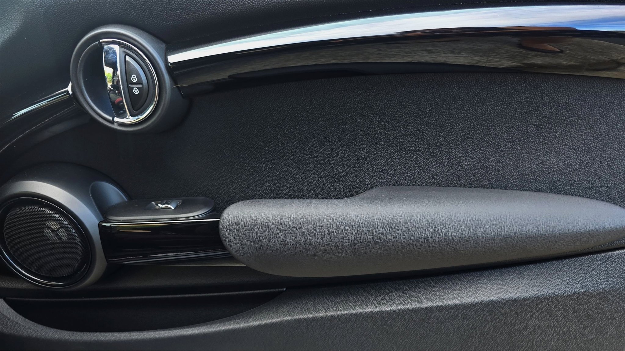 Used 2016 MINI Cooper John Cooper Works image 23