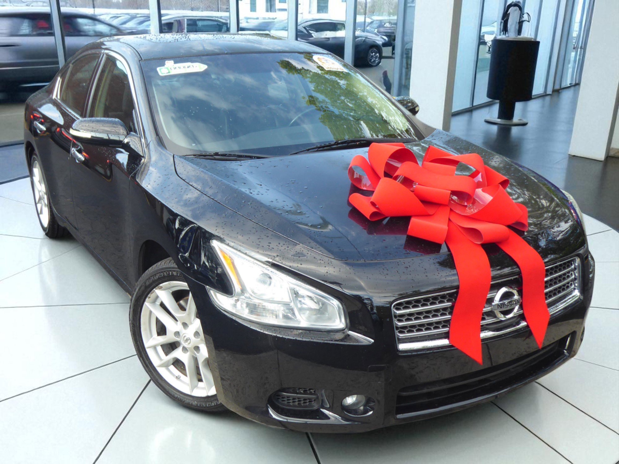 Used 2011 Nissan Maxima 3.5 SV image 2