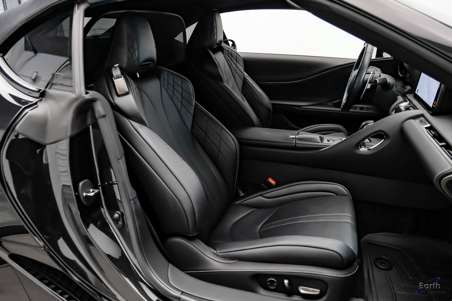 Used 2024 Lexus LC 500 Convertible w/ Touring Package RWD image 42