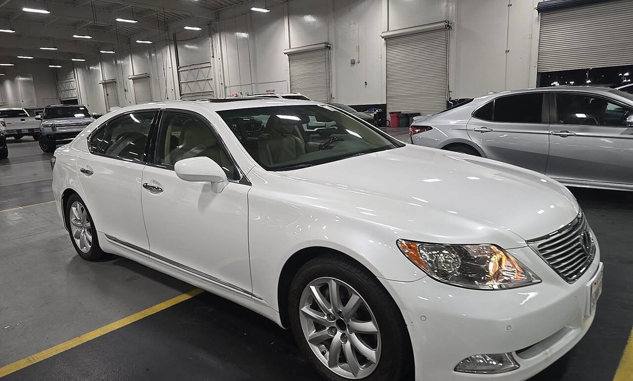 Used 2007 Lexus LS 460 L RWD image 4