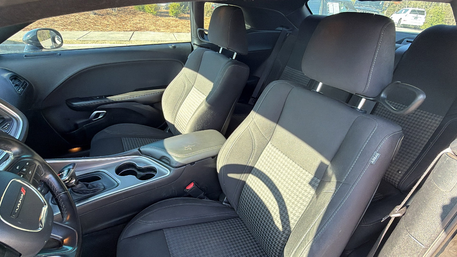 Used 2019 Dodge Challenger SXT image 16