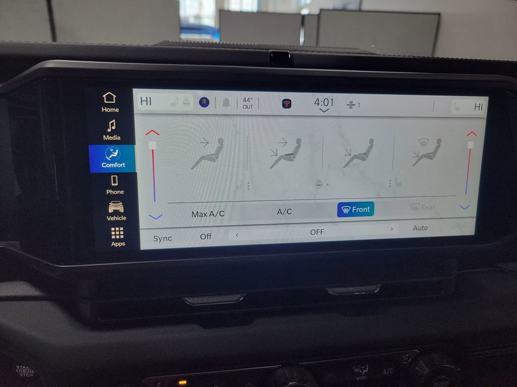 New 2026 Jeep Gladiator Sahara image 17