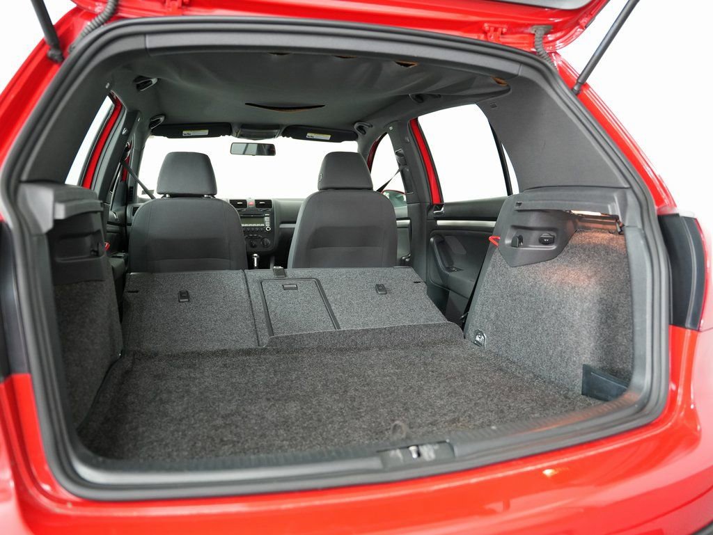 Used 2009 Volkswagen GTI 4-Door image 29