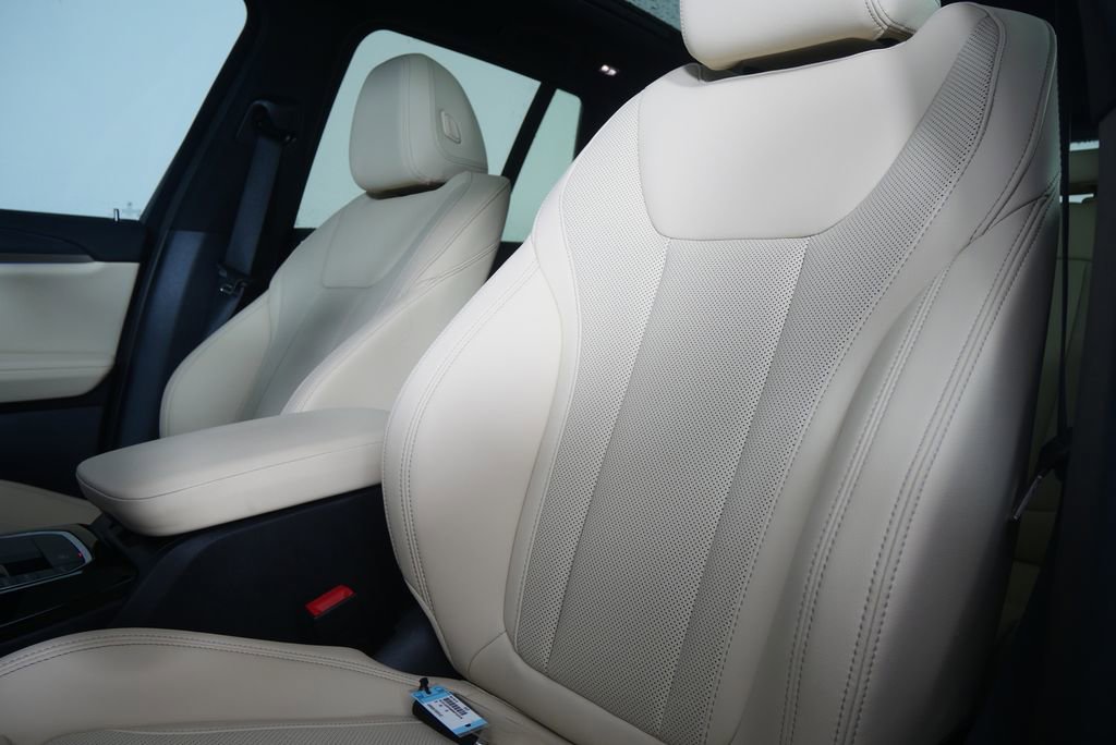 Certified 2024 BMW X3 sDrive30i w/ Premium Package image 10