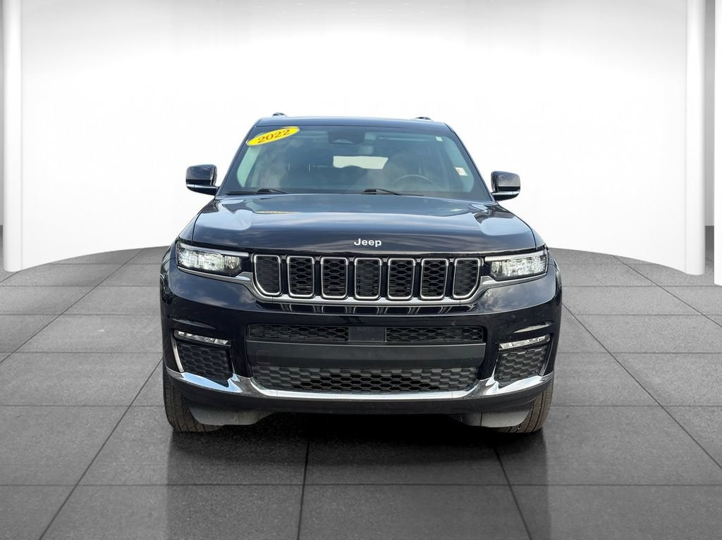 Used 2022 Jeep Grand Cherokee L Limited AWD/4WD image 2