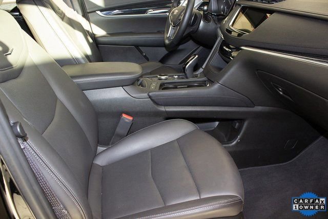 Certified 2025 Cadillac XT5 Premium Luxury image 10