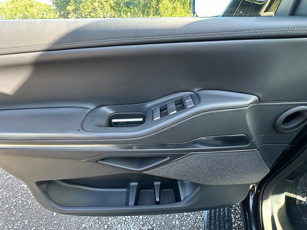 New 2027 Lincoln Navigator Reserve AWD/4WD image 18