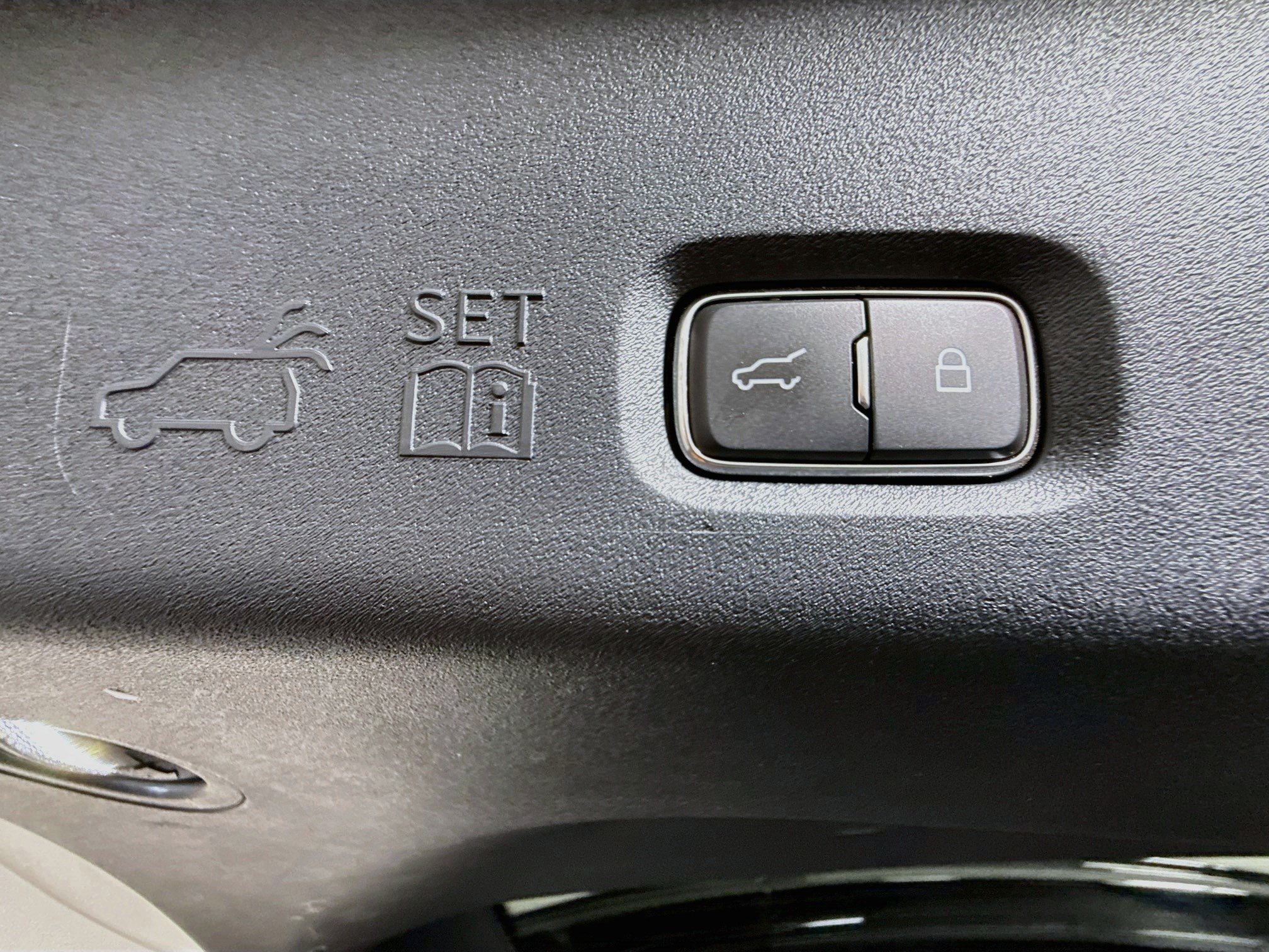 Used 2025 Lincoln Navigator Reserve AWD/4WD image 45