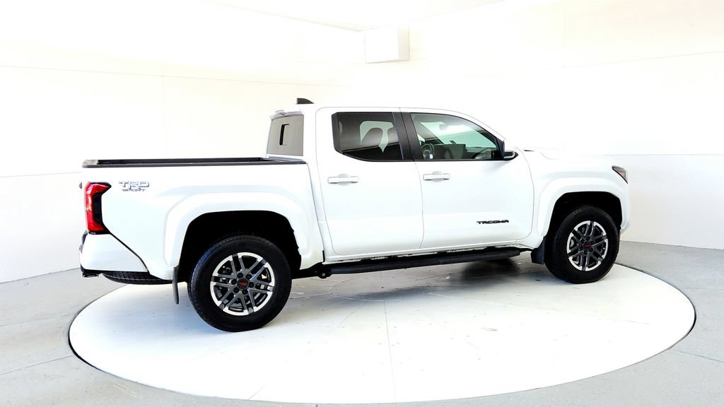 Certified 2024 Toyota Tacoma TRD Sport w/ TRD Sport Upgrade Package AWD/4WD image 6