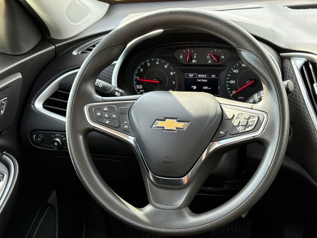 Used 2024 Chevrolet Malibu LT image 14
