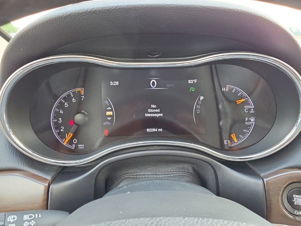 Used 2018 Jeep Grand Cherokee Limited AWD/4WD image 13