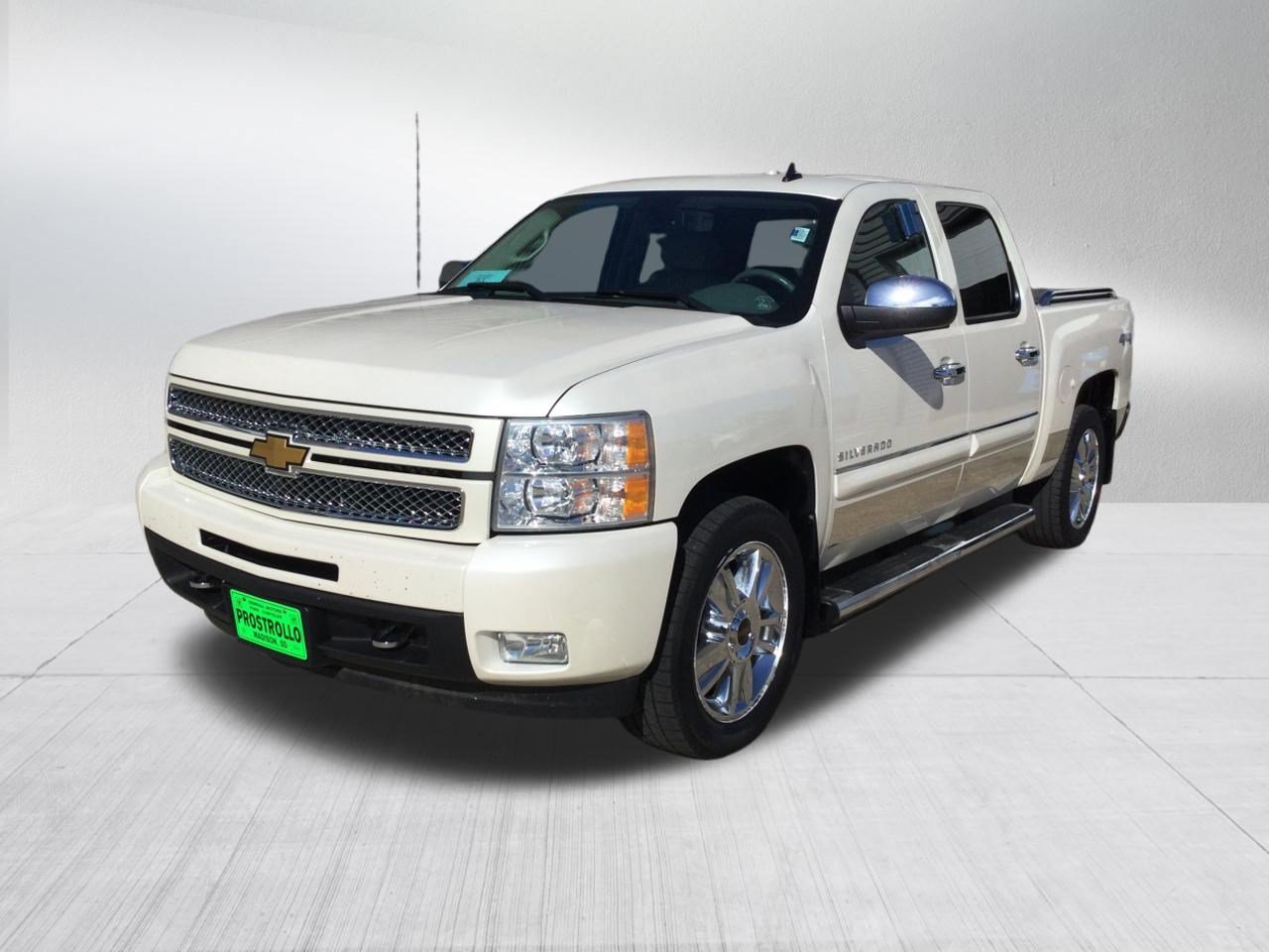 Used 2013 Chevrolet Silverado 1500 LTZ w/ LTZ White Diamond Edition AWD/4WD image 2