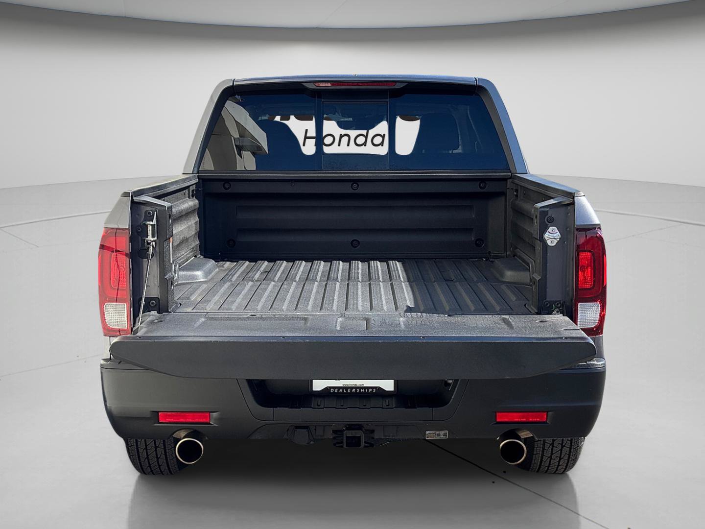 Certified 2025 Honda Ridgeline RTL image 5