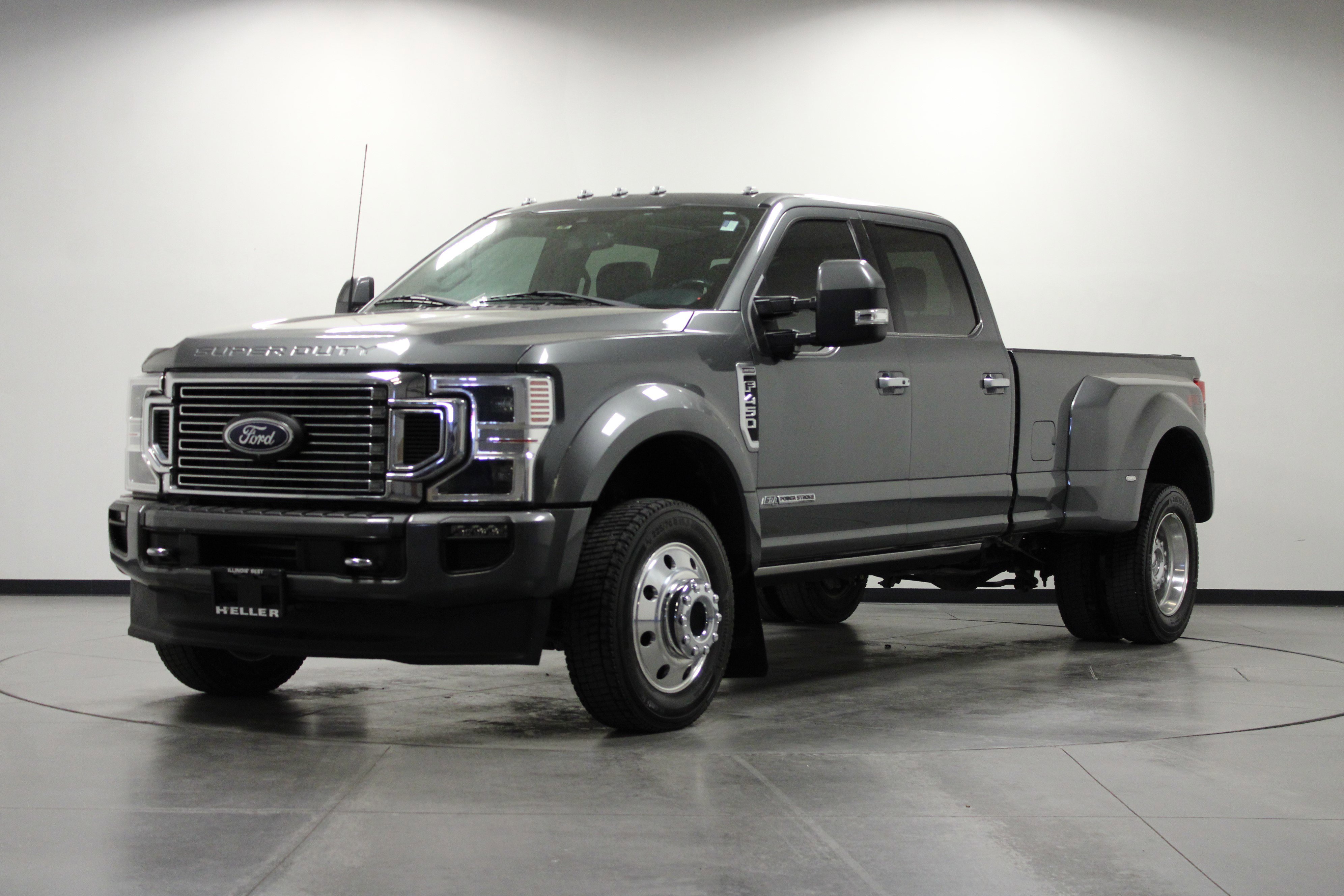 Used 2022 Ford F450 Limited w/ FX4 Off-Road Package image 8