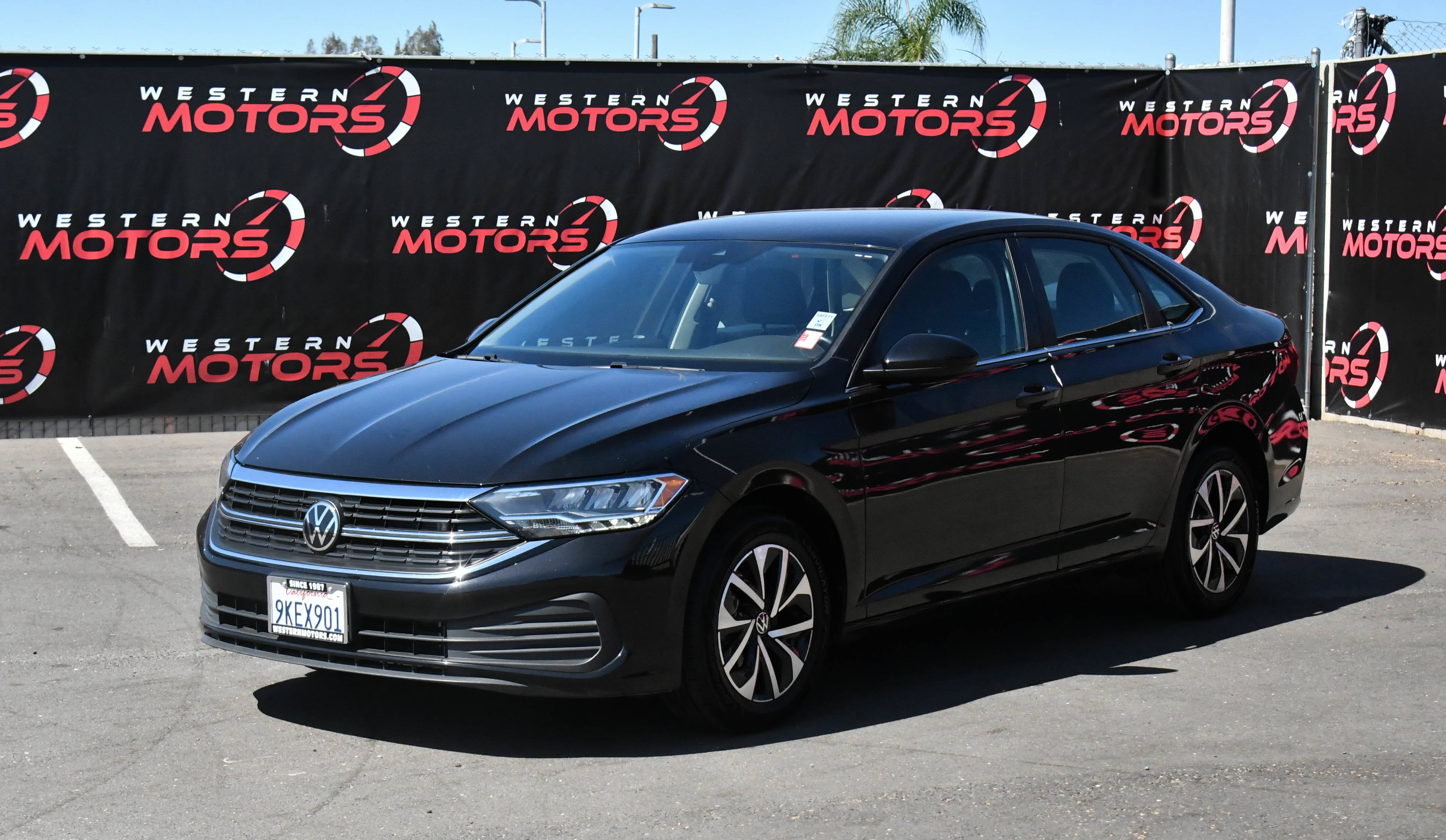 Used 2024 Volkswagen Jetta S FWD image 3
