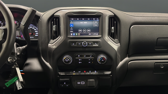 Used 2022 Chevrolet Silverado 1500 Custom Trail Boss w/ LPO, Dark Essentials Package AWD/4WD image 12