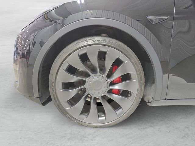 Used 2022 Tesla Model Y Performance image 23