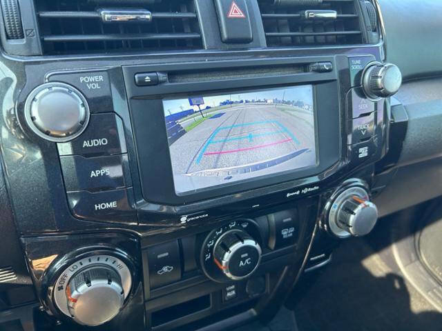 Used 2018 Toyota 4Runner 4WD image 16