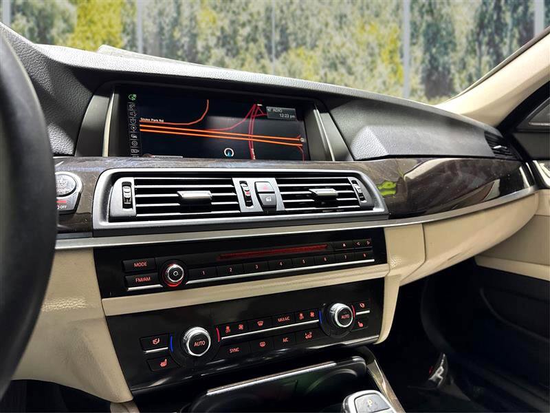 Used 2016 BMW 528i Sedan image 25